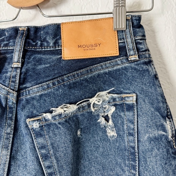 Moussy Elma Wide Straight Jeans - Picture 9 of 10